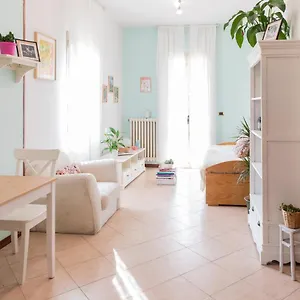 https://bloom-as-you-are-bb.emilia-romagnahotels.net